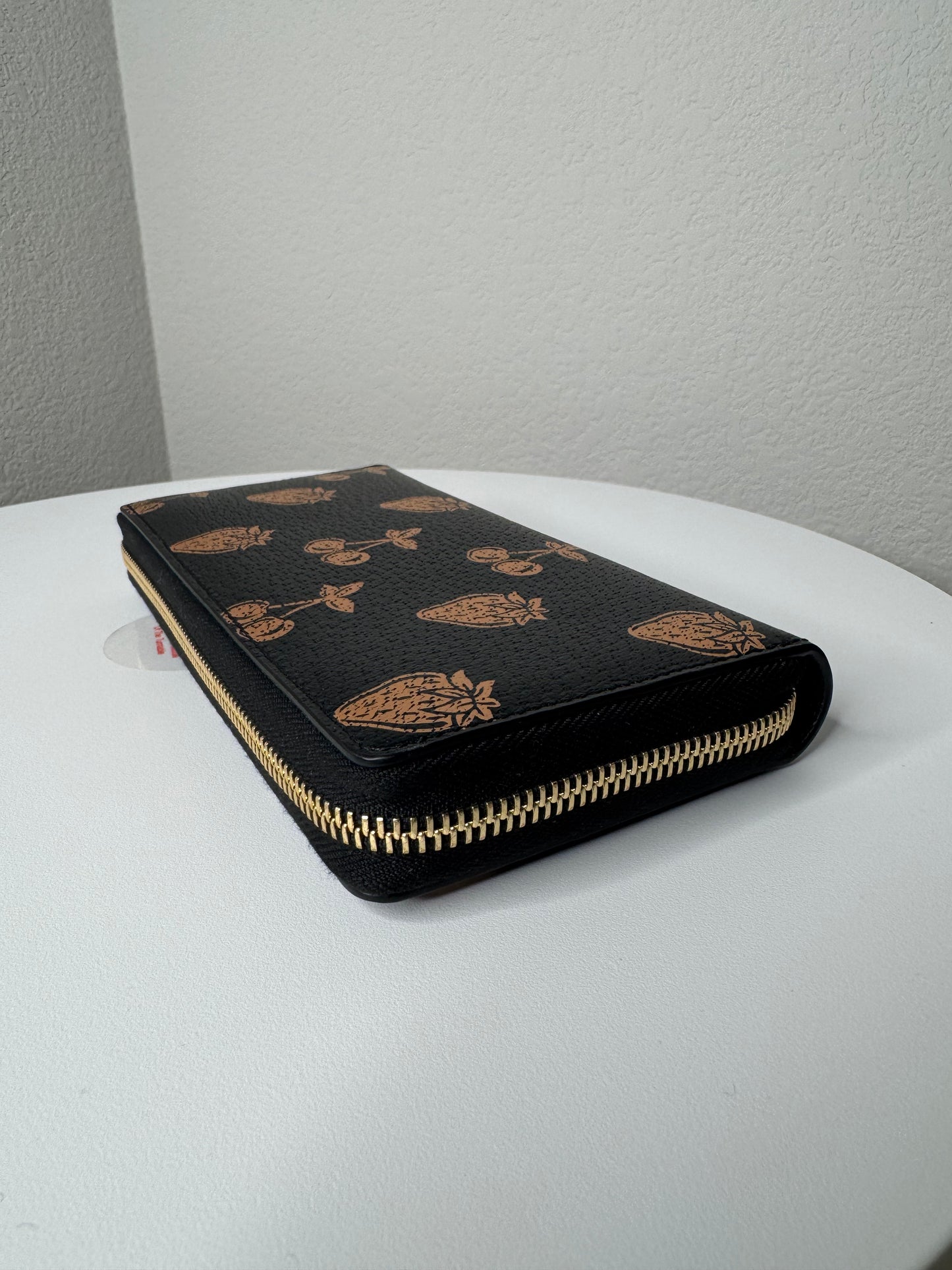 Gucci Marmont Strawberry & Cherry Zip-Around Wallet