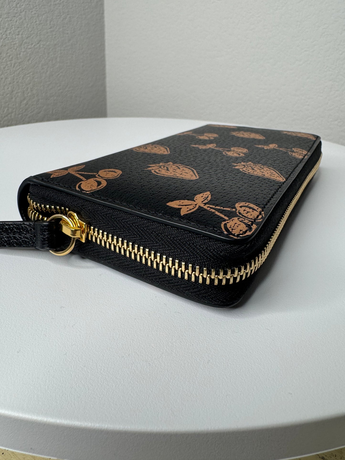 Gucci Marmont Strawberry & Cherry Zip-Around Wallet