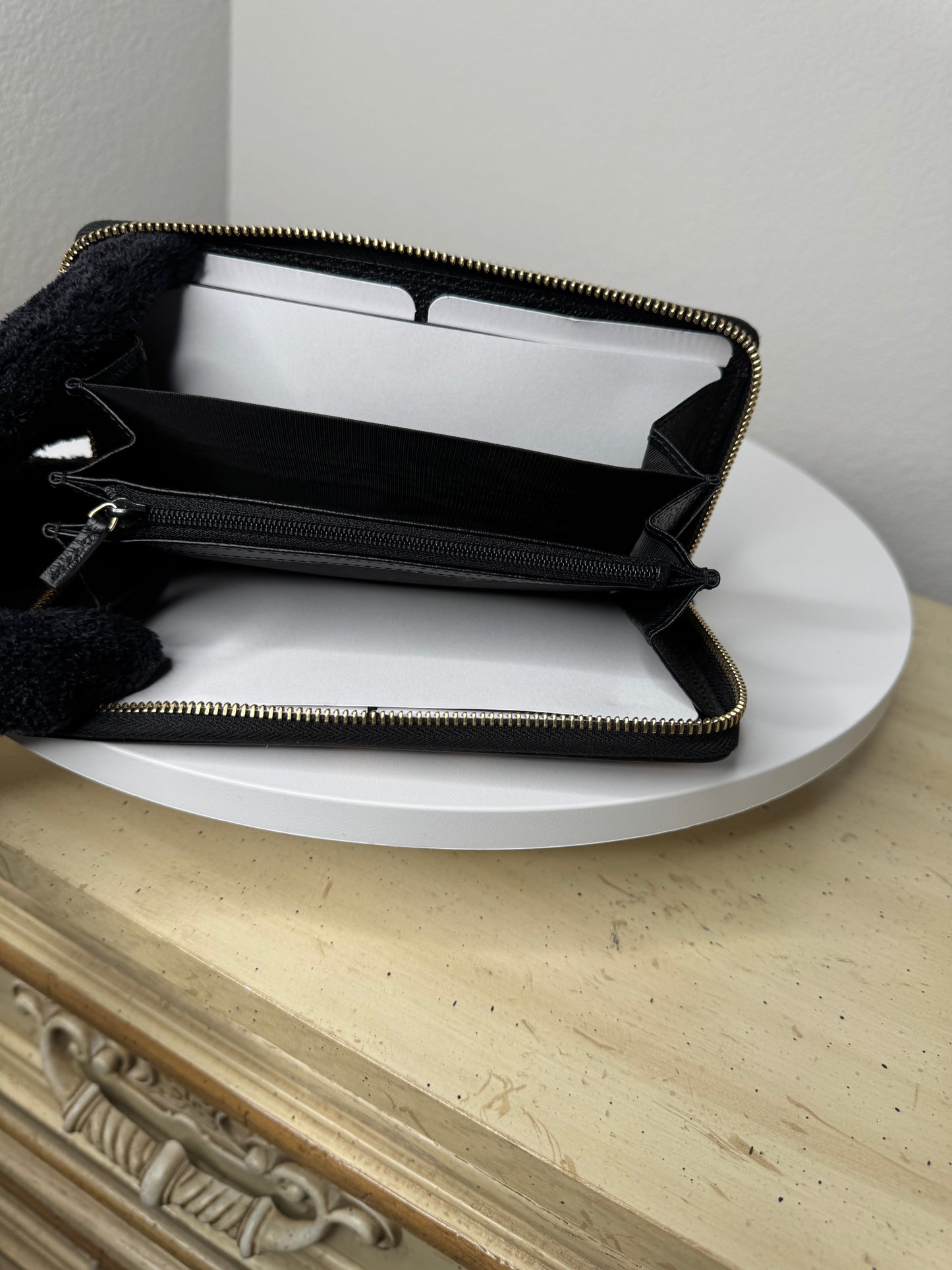 Gucci Marmont Strawberry & Cherry Zip-Around Wallet