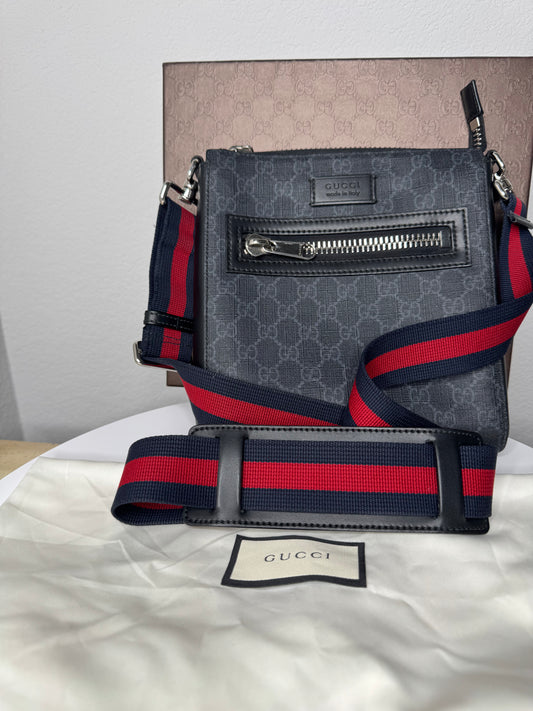 Gucci Messenger Bag