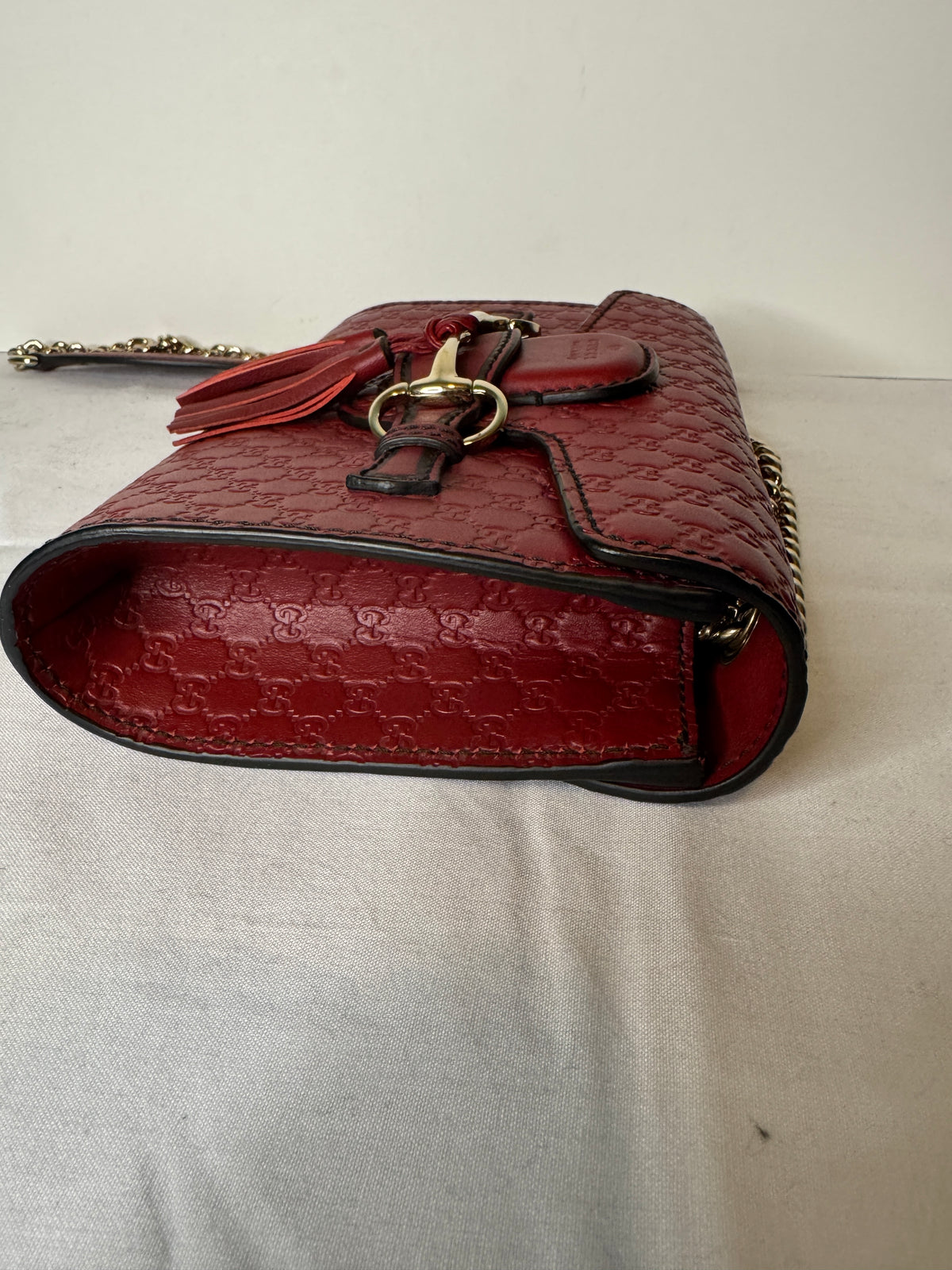 Gucci Microguccissima Mini Emily Chain Shoulder Bag – Red