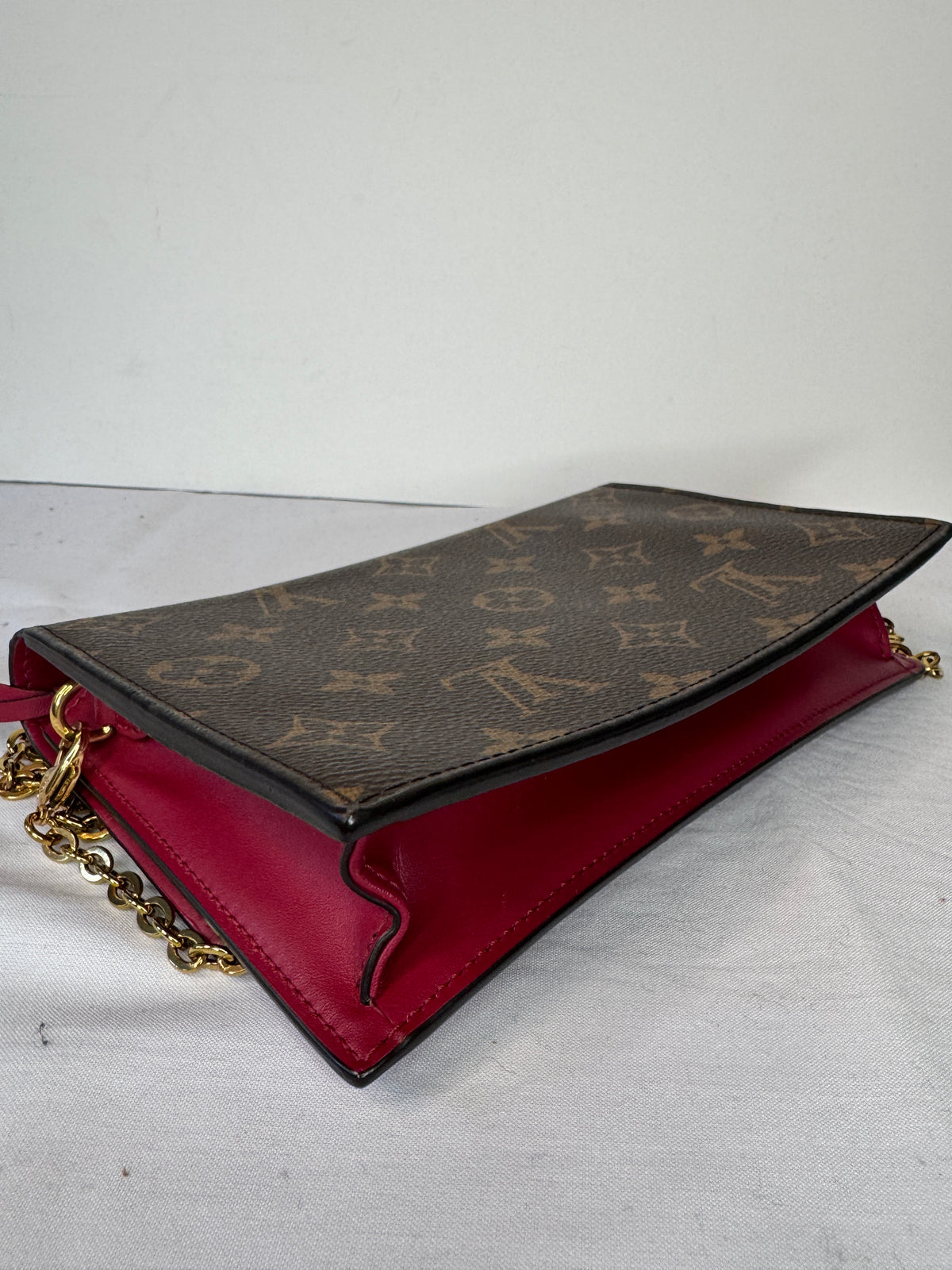 Louis Vuitton Monogram Burgundy Chain Shoulder Bag (Portefeuille Flor Chain Wallet)