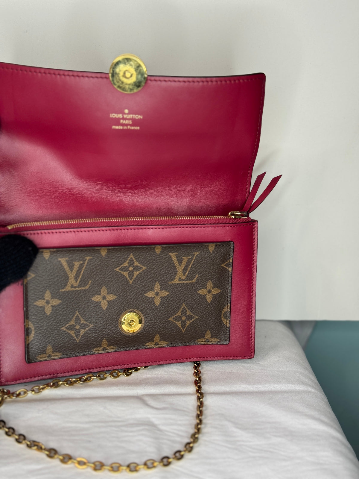Louis Vuitton Monogram Burgundy Chain Shoulder Bag (Portefeuille Flor Chain Wallet)