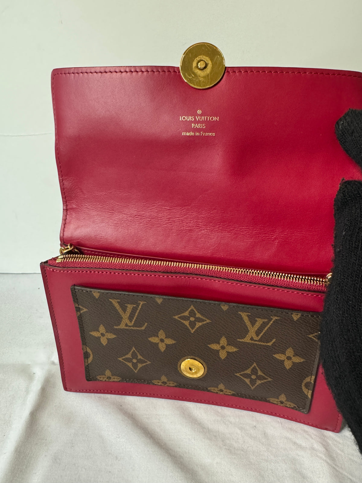 Louis Vuitton Monogram Burgundy Chain Shoulder Bag (Portefeuille Flor Chain Wallet)