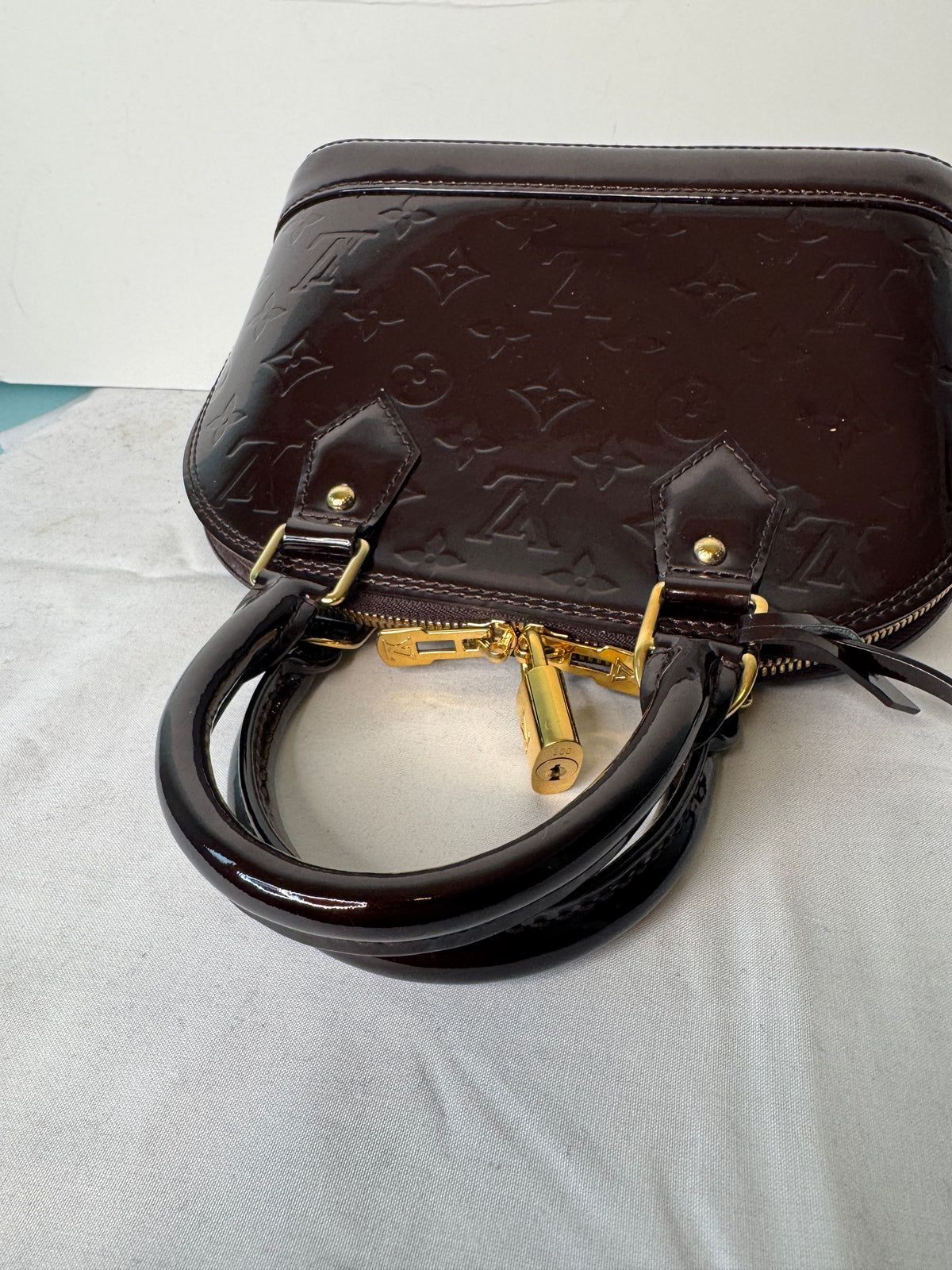 Louis Vuitton Burgundy Monogram Top Handle Bag(Amrante)