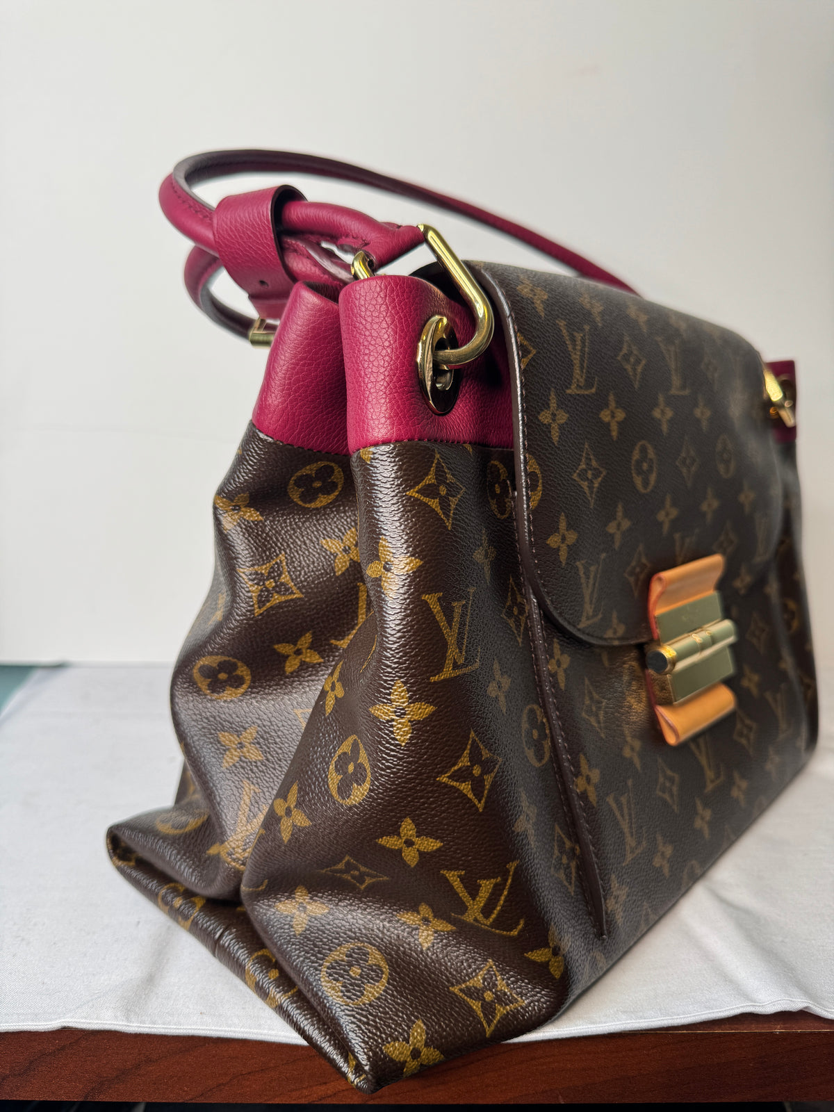 Louis Vuitton Monogram Shoulder Bag with Burgundy Trim ( Olympic Auror)
