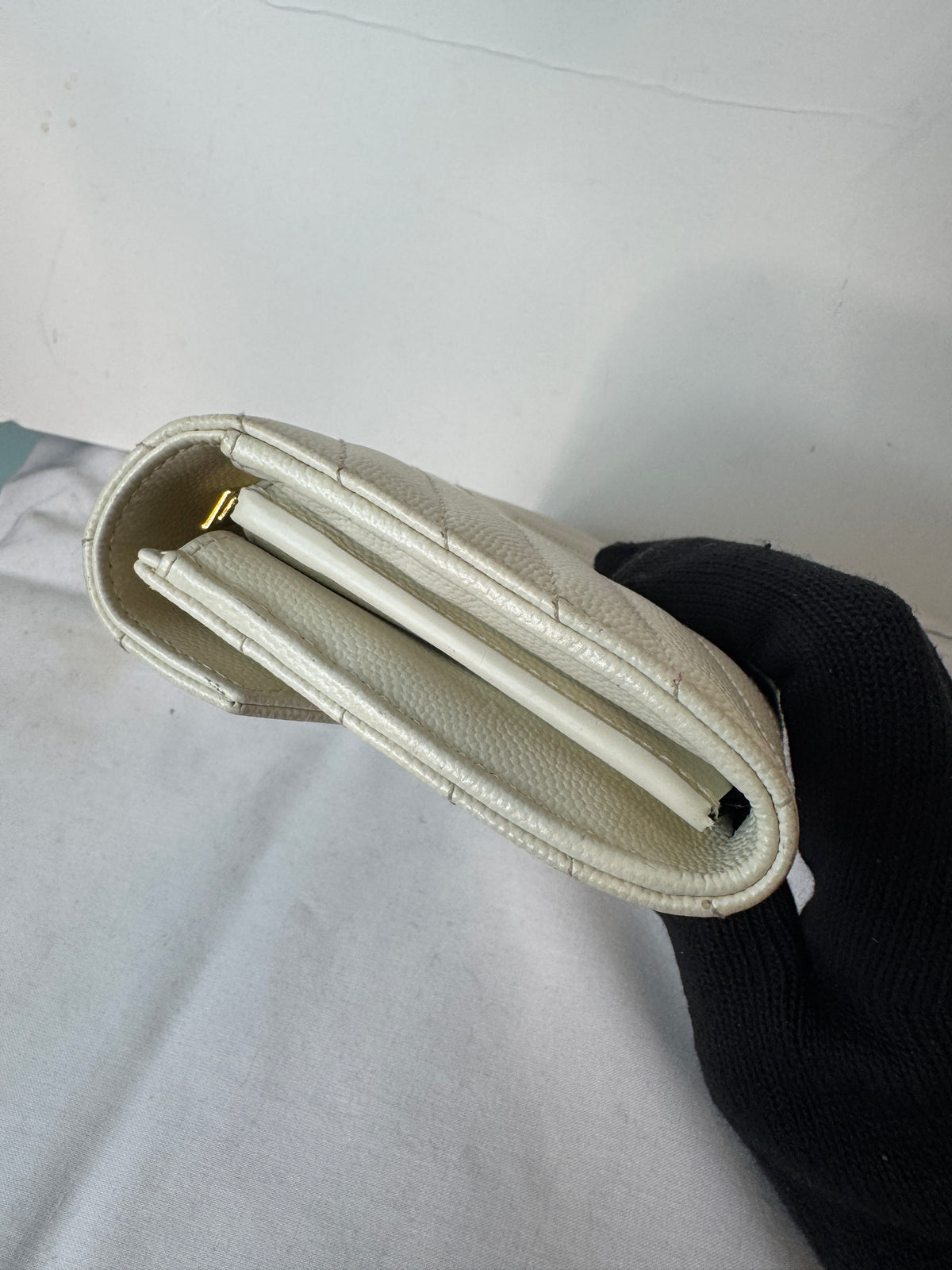 Saint Laurent Chevron Envelope Wallet – Cream & Gold-Tone